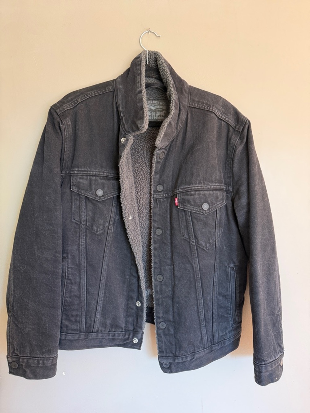Levi's Men's Sherpa-Lined Trucker Jacket - Charcoal